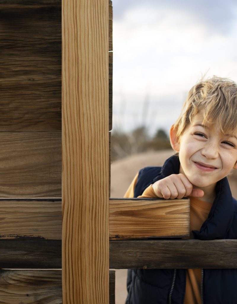 medium-shot-smiley-kid-american-desert
